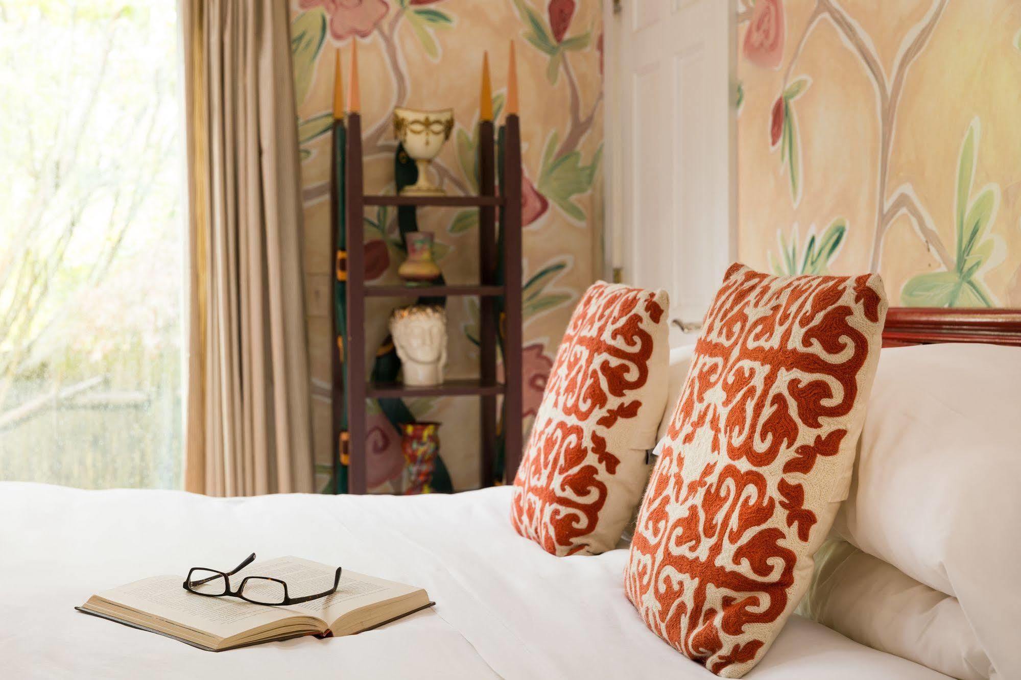 Pomegranate Inn Портленд Экстерьер фото